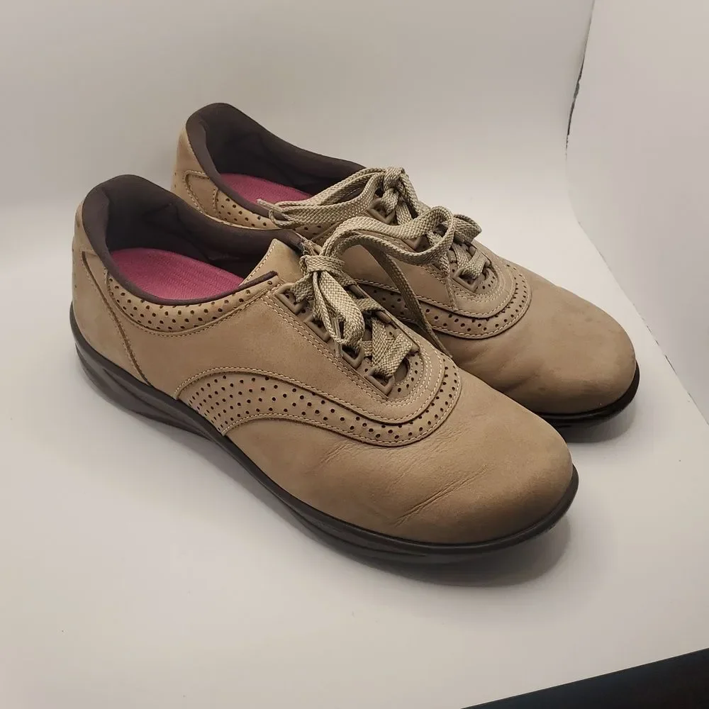 SAS Walk Easy Womens Walking Shoes, Sage Sz 9, Lace Up Support Comfort Walking